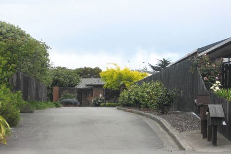 Photo of property in 9 Saint Pauls Place, Burwood, Christchurch, 8083
