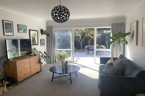 Photo of property in 2/41 Bowhill Road, New Brighton, Christchurch, 8083