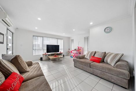 Photo of property in 125 Russell Road, Manurewa, Auckland, 2102