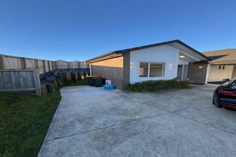 Photo of property in 18 Arahi Place, Rototuna North, Hamilton, 3210