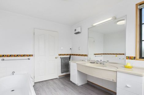 Photo of property in 10 Titri Place, Mosgiel, 9024