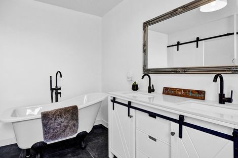 Photo of property in 2745 Opunake Road, Te Kiri, Opunake, 4682