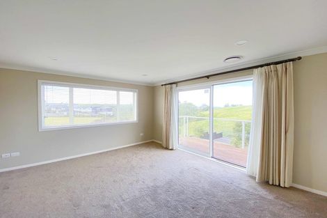 Photo of property in 31 Bounty Road, Long Bay, Auckland, 0630