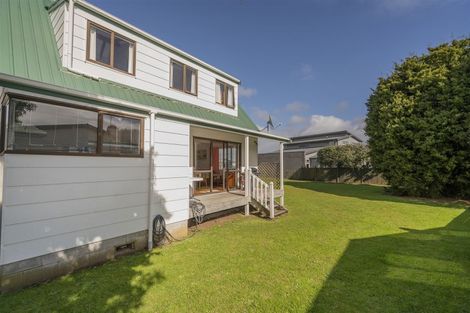 Photo of property in 8 Endeavour Close, Whitianga, 3510