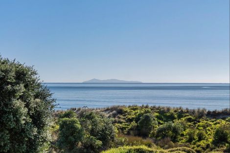 Photo of property in 331 Oceanbeach Road, Mount Maunganui, 3116