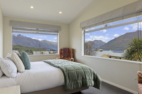 Photo of property in 75 Hensman Road, Queenstown, 9300