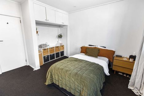 Photo of property in 1/235 Waterloo Road, Hutt Central, Lower Hutt, 5011