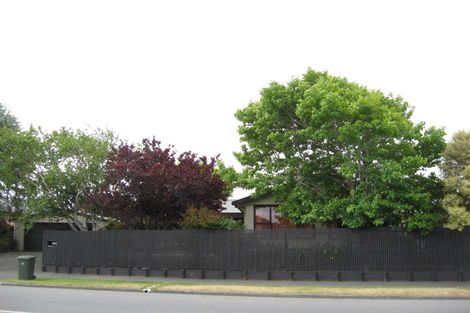 Photo of property in 445 Mairehau Road, Parklands, Christchurch, 8083