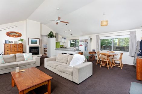 Photo of property in 2/12 Fairway Avenue, Mount Maunganui, 3116