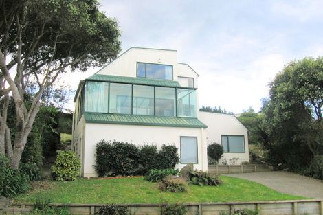 Photo of property in 126 Bambury Place, Onemana, Whangamata, 3691