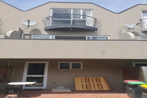 Photo of property in 2/102 Wainui Street, Riccarton, Christchurch, 8041