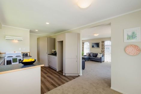 Photo of property in 2a Stuart Street, Waikanae, 5036