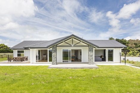 Photo of property in 275 Ngaio Road, Halcombe, Palmerston North, 4479