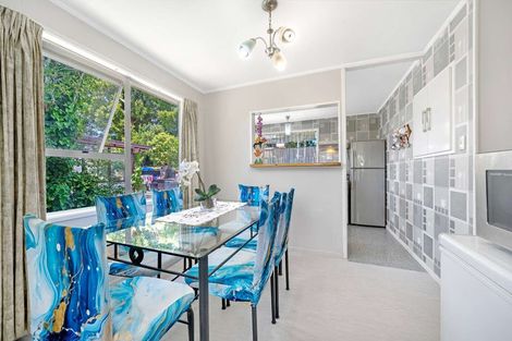 Photo of property in 10 Glucina Place, Glen Eden, Auckland, 0602