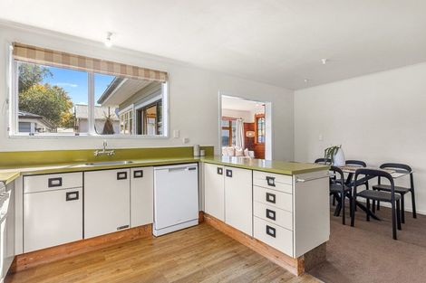 Photo of property in 35 Wilsons Road, Saint Martins, Christchurch, 8022