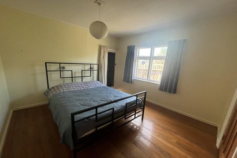 Photo of property in 13 Effingham Street, North New Brighton, Christchurch, 8083