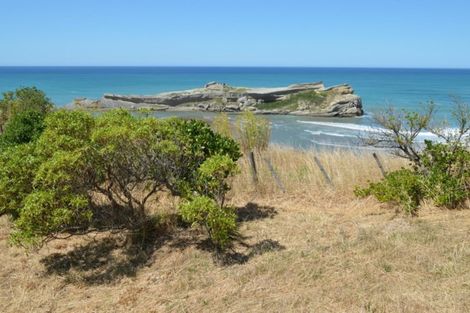 Photo of property in 28 Balfour Crescent, Castlepoint, Tinui, 5889