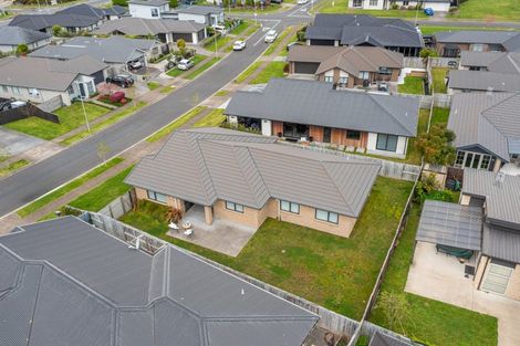 Photo of property in 81 Puhirake Crescent, Pyes Pa, Tauranga, 3112