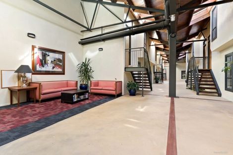 Photo of property in Metro Apartments, 18/220 Thorndon Quay, Pipitea, Wellington, 6011