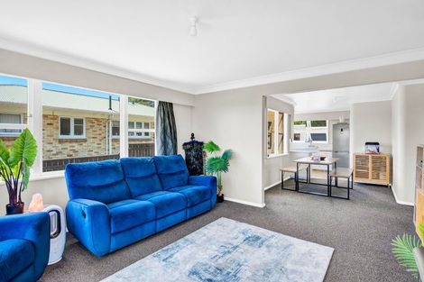 Photo of property in 2 Bowen Street, Levin, 5510
