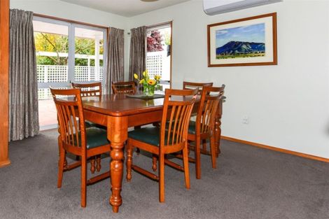 Photo of property in 12 Ilam Park Place, Ilam, Christchurch, 8041