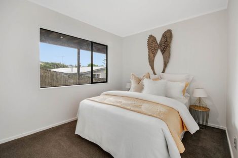 Photo of property in 2/13 Greenridge Court, Glenfield, Auckland, 0629