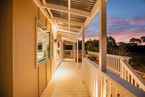 Photo of property in 26 Cedar Road, Te Awanga, 4102