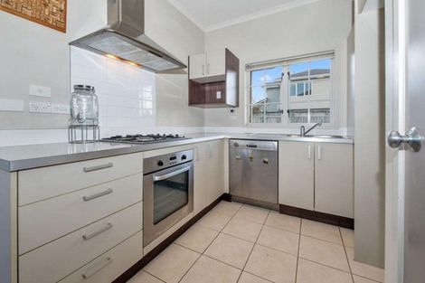 Photo of property in 34 Mulvaney Crescent, Henderson, Auckland, 0612