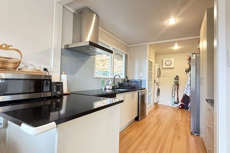 Photo of property in 31 Spinella Drive, Bayview, Auckland, 0629