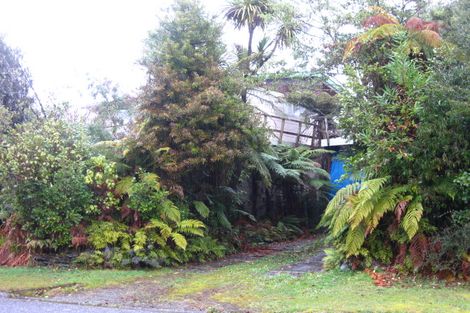 Photo of property in 10 Johns Road, Moana, 7872