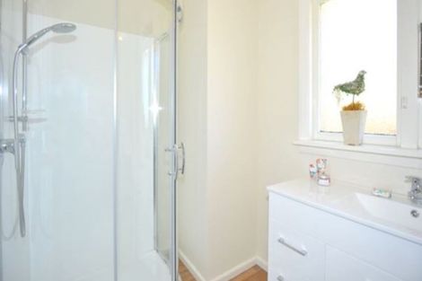 Photo of property in 4 Glencoe Street, Burnside, Christchurch, 8053