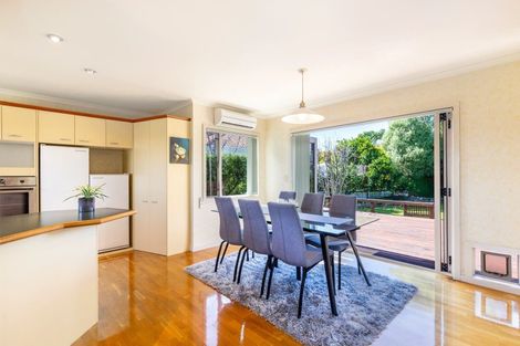 Photo of property in 7 Fairview Terrace, Waipahihi, Taupo, 3330