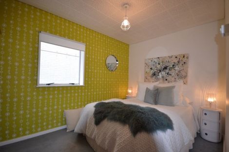 Photo of property in Dorchester Apartments, 144 Oriental Parade, Oriental Bay, Wellington, 6011