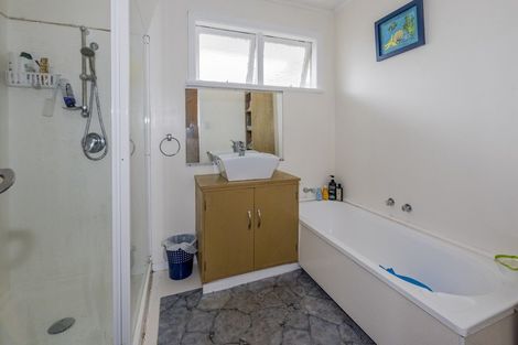 Photo of property in 51 Power Street, Levin, 5510