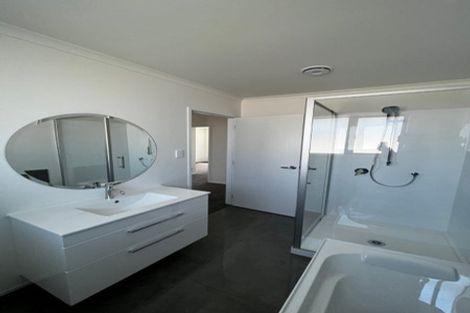 Photo of property in 34 Murray Ward Drive, Te Kauwhata, 3710