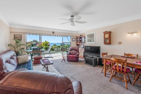 Photo of property in 4 Evelyn Road, Cockle Bay, Auckland, 2014