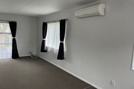 Photo of property in 97 Arawhata Road, Paraparaumu, 5032