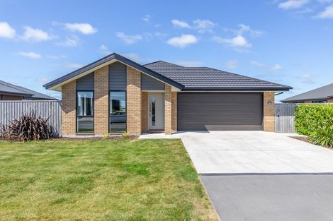 Photo of property in 35 Bradbury Avenue, Rolleston, 7614