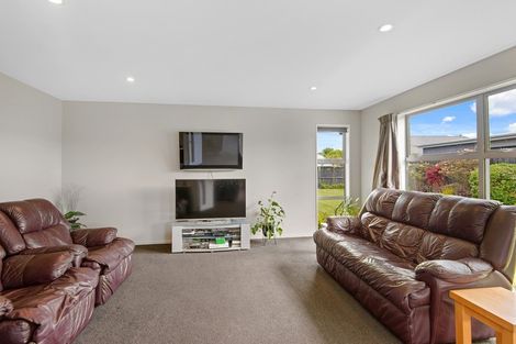 Photo of property in 31 Belgrave Drive, Rangiora, 7400