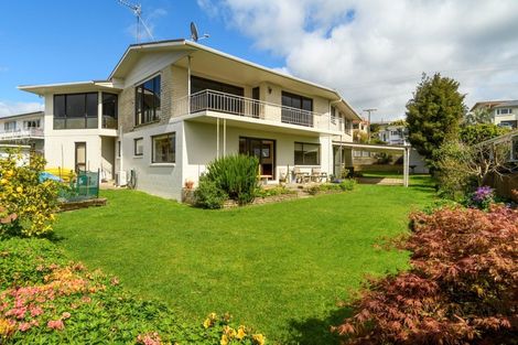 Photo of property in 55 Omokoroa Road, Omokoroa, 3114