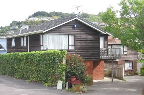 Photo of property in 42 Thatcher Crescent, Crofton Downs, Wellington, 6035