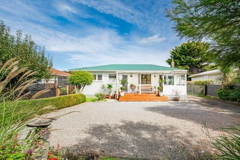 Photo of property in 70 Kapiti Road, Paraparaumu, 5032