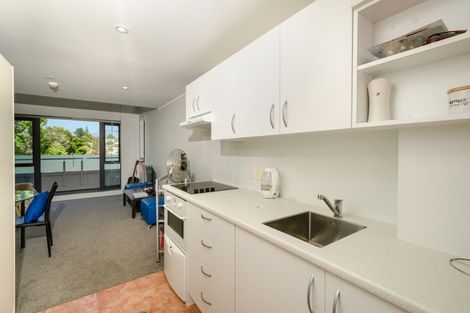 Photo of property in 18b/30 Westward Ho, Glen Eden, Auckland, 0602
