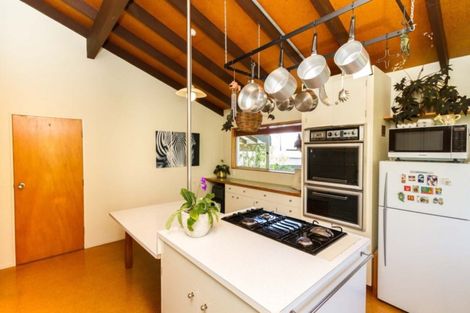 Photo of property in 464 Warspite Avenue, Ascot Park, Porirua, 5024