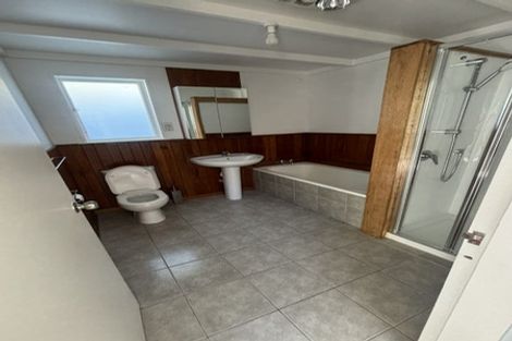 Photo of property in 47 Moa Point Road, Moa Point, Wellington, 6022