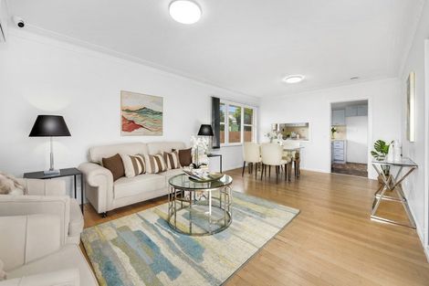 Photo of property in 11 Tampin Road, Hillpark, Auckland, 2102