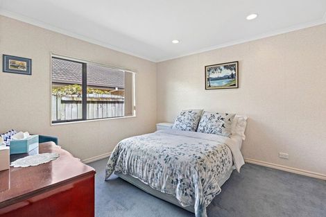 Photo of property in 18 Rosberg Place, Mount Maunganui, 3116