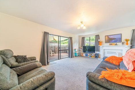 Photo of property in 57 Hartford Crescent, Totara Park, Upper Hutt, 5018