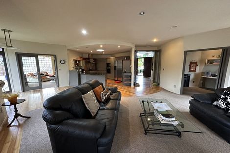 Photo of property in 13 Raungawari Drive, Huntington, Hamilton, 3210