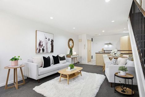 Photo of property in Mendosa Terraces Apartments, 14/9 Ebor Street, Te Aro, Wellington, 6011